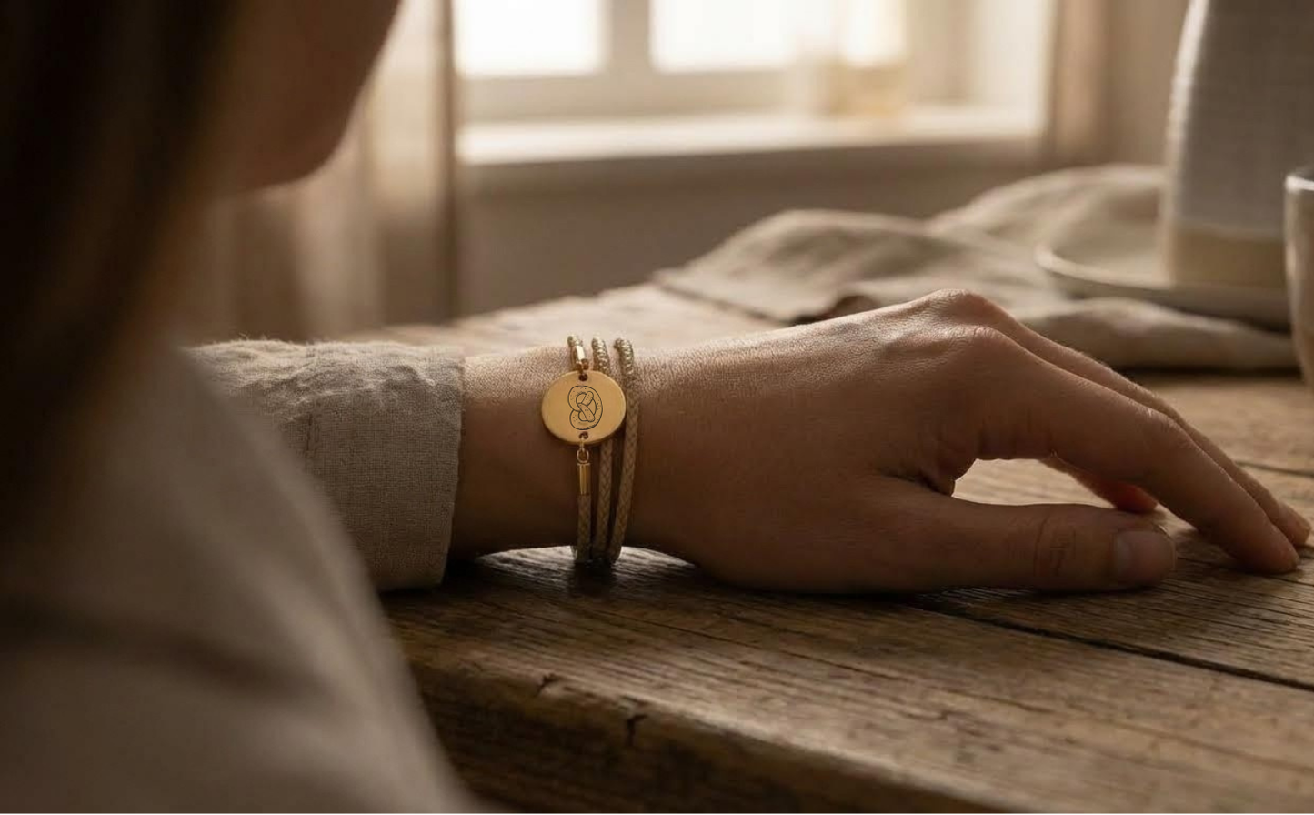 Armband, Trachtenarmband dünn, mit Breze Gravur und Magnetverschluss