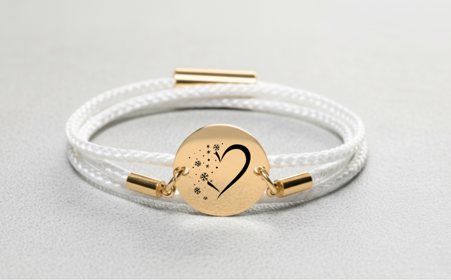 Herz im Schnee Gold Winterarmband mit Magnetverschluss