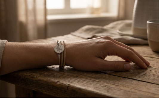 Armband, Trachtenarmband dünn, mit Breze Gravur und Magnetverschluss